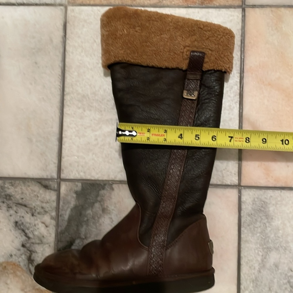 UGG Lodge Boots size/8 fully lined Sherpa with zippers for easy on/off - Picture 7 of 8